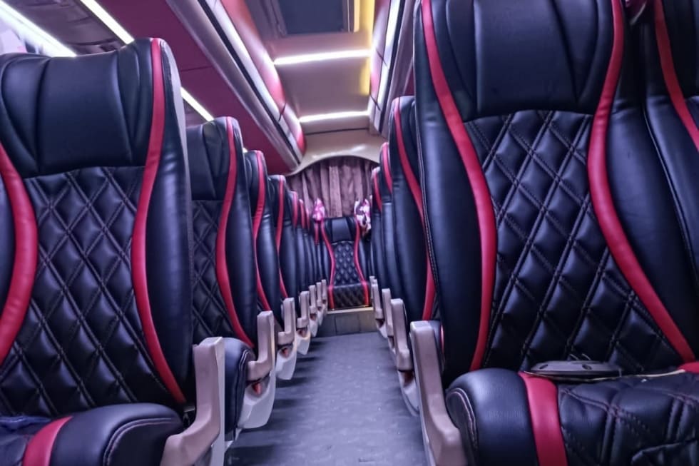 Medium Bus Jetbus 2 - Sewa Bus Pariwisata Beetrans