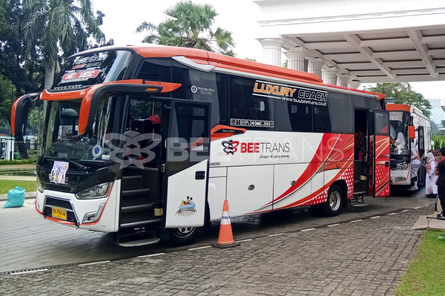 Sewa Bus Pariwisata Dalam Kota Jakarta