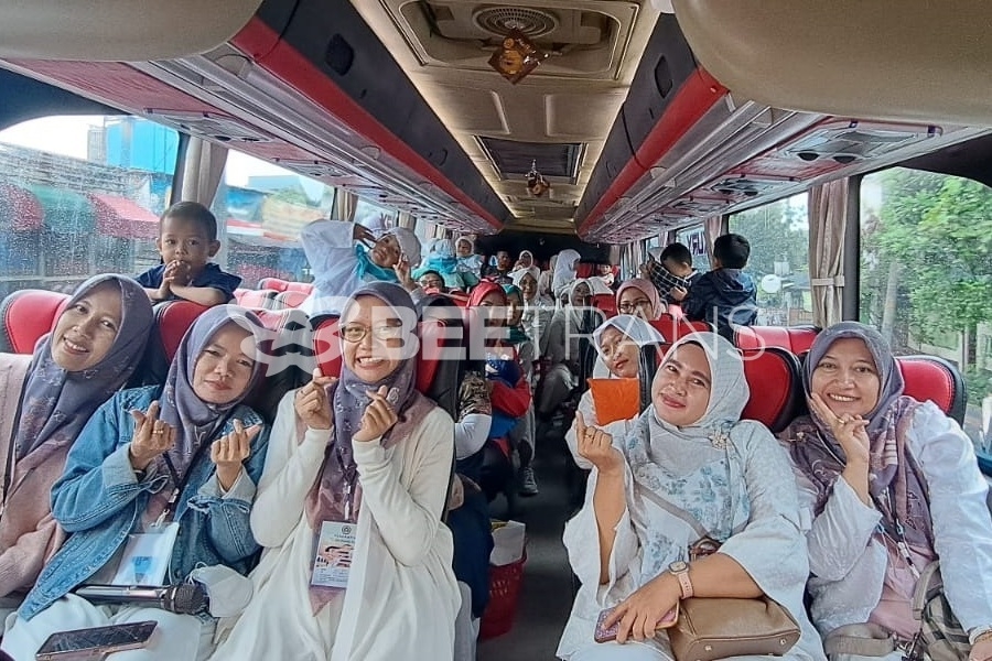 Sewa Bus Pariwisata Family Gathering